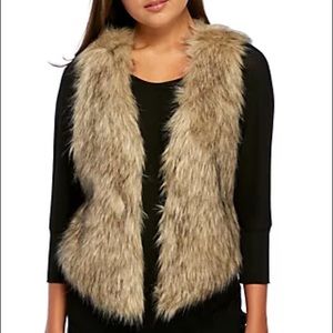 Me Jane Faux Fur Vest in Brown & Black